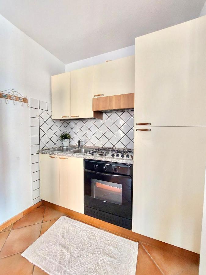 Jennas-Libeccio Apartment Àrbatax Zewnętrze zdjęcie